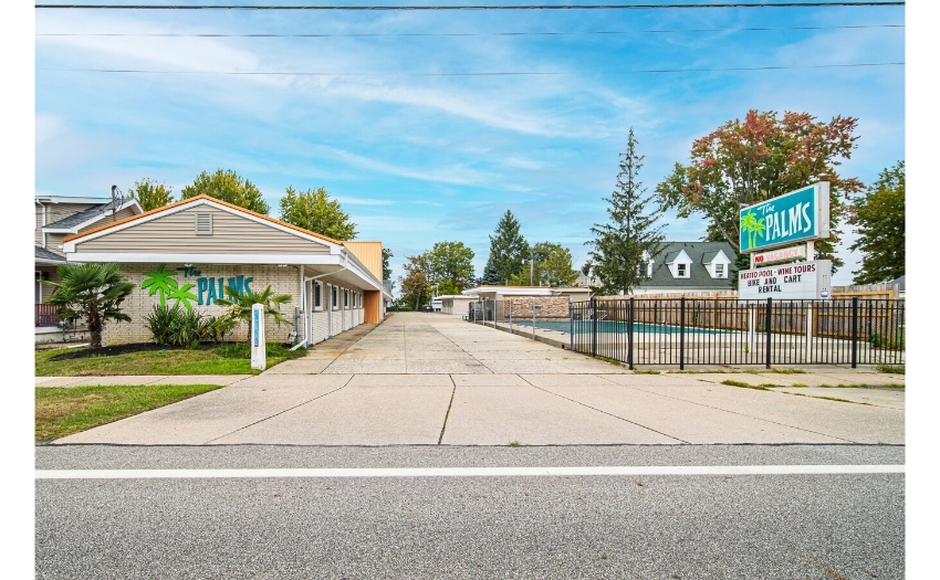 2-Motel Boutique Portfolio • Ideal Resort Location