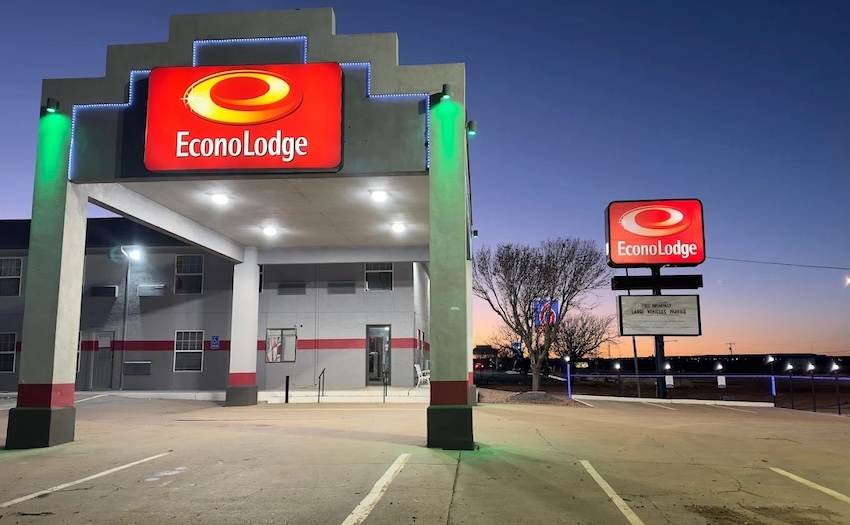 Renovated & Stabilizing | 40-Room Econo Lodge | I-40 Corridor NM 